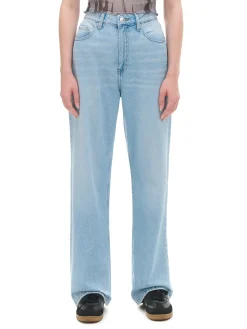 Jasnoniebieskie jeansy baggy