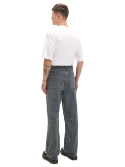 Jeansy baggy z dekoracyjnymi przeszyciami