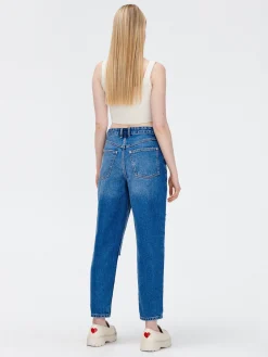 Jeansy barrel z przetarciami