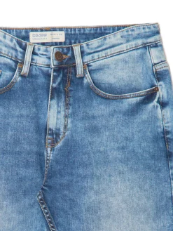 Jeansy regular z efektem sprania