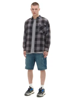 Koszula w kratę z kieszonką