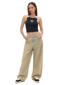 Koszulka na szerokich ramiączkach