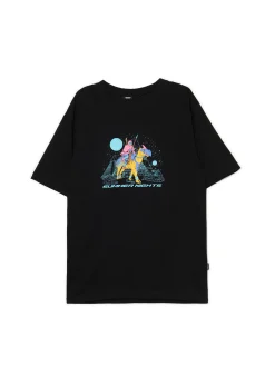 Koszulka z nowoczesnym nadrukiem