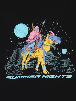 Koszulka z nowoczesnym nadrukiem