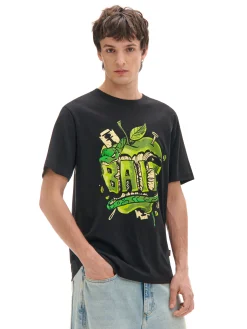 Koszulka z wyrazistym nadrukiem