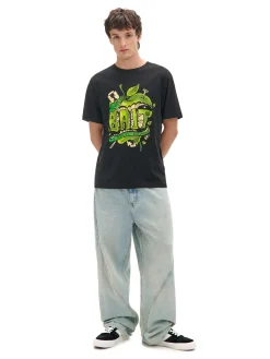 Koszulka z wyrazistym nadrukiem