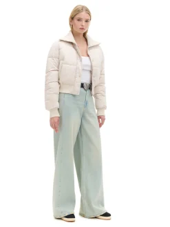 Kremowa pikowana kurtka bomber