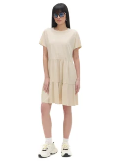 Kremowa sukienka mini z marszczeniami