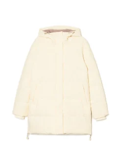 Kremowy pikowany płaszcz z kapturem