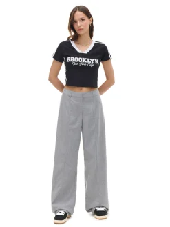 Krótka koszulka z napisami