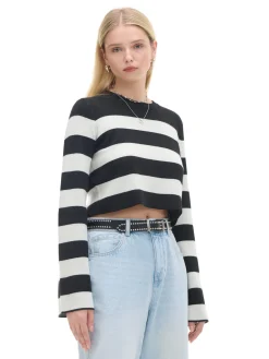 Krótki sweter w paski