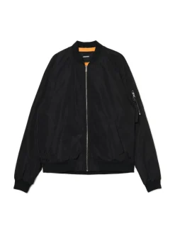 Kurtka bomber z kieszenią na rękawie