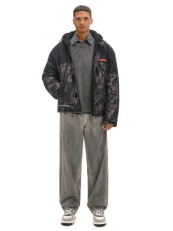 Kurtka z kapturem z nadrukiem moro