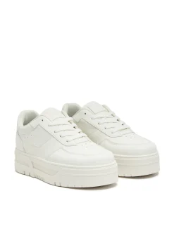 Lekkie białe sneakersy