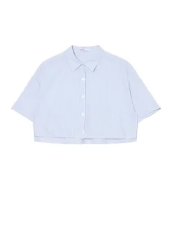 Luźna niebieska koszula crop