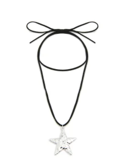 Naszyjnik z zawieszką gwiazdy