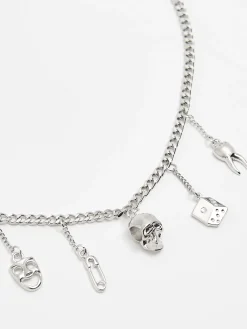 Naszyjnik z zawieszkami
