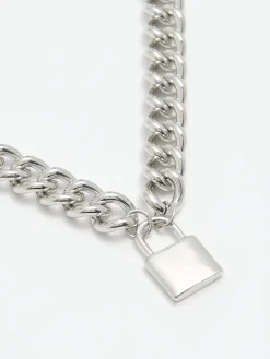 Naszyjnik-łańcuch z zawieszką