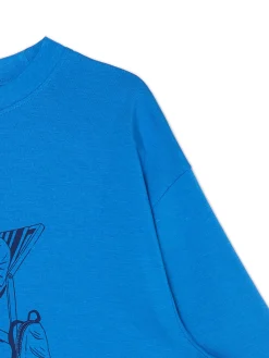 Niebieska koszulka z nadrukiem