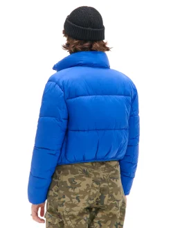 Niebieska kurtka puffer