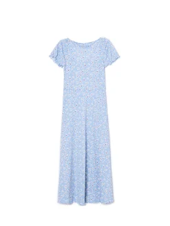 Niebieska sukienka midi w kwiaty
