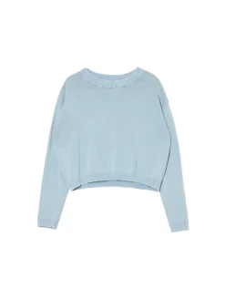 Niebieski sweter z efektem sprania