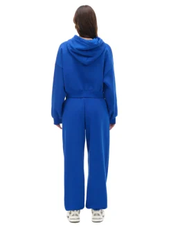 Niebieskie dresowe joggery z naszywką