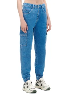 Niebieskie jeansowe joggery cargo