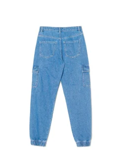 Niebieskie jeansowe joggery cargo