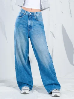 Niebieskie jeansy super baggy