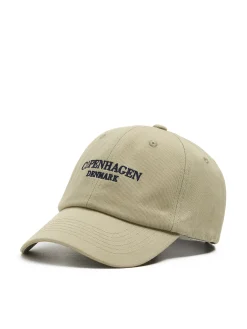 Oliwkowa czapka z daszkiem