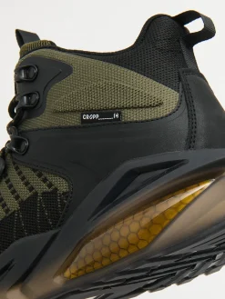 Oliwkowe sneakersy za kostkę