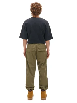 Oliwkowe spodnie z paskiem