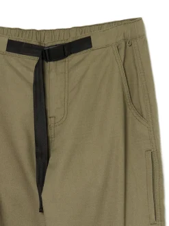 Oliwkowe spodnie z paskiem