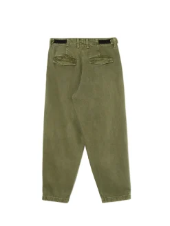 Oliwkowe szerokie chinosy