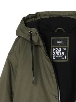 Oliwkowy płaszcz z kapturem