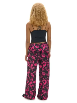 Piżama z motywem czaszek