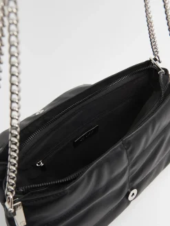 Pikowana torebka na ramię z łańcuszkiem