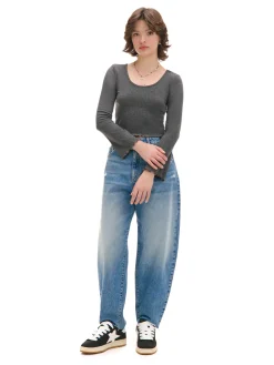 Prążkowana szara koszulka longsleeve