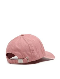 Różowa czapka z daszkiem