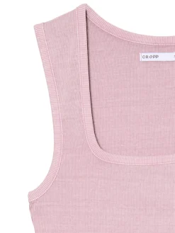 Różowa koszulka z głębokim dekoltem