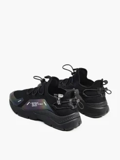 Sneakersy z efektem reflective