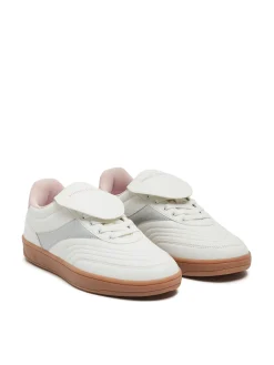 Sneakersy z ozdobnymi wstawkami