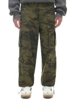 Spodnie cargo z motywem moro