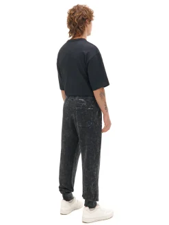 Spodnie joggery regular z napisem