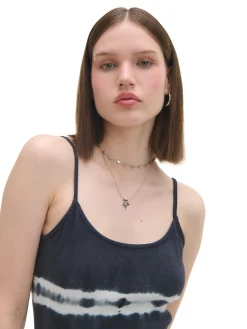 Sukienka maxi z kontrastowym nadrukiem