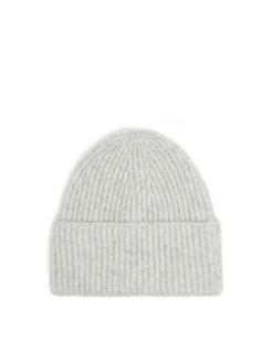 Szara czapka z domieszką wełny