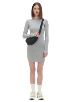 Szara sukienka mini z długimi rękawami