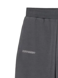 Szare dresowe joggery z nadrukiem