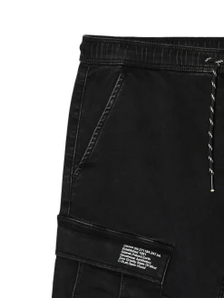 Szare jeansy jogger z kieszeniami cargo